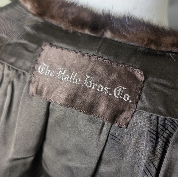 *SOLD* Vintage The Halle Bros. Co. Mink Fur Stole Wrap Boho Wedding - Picture 9 of 12